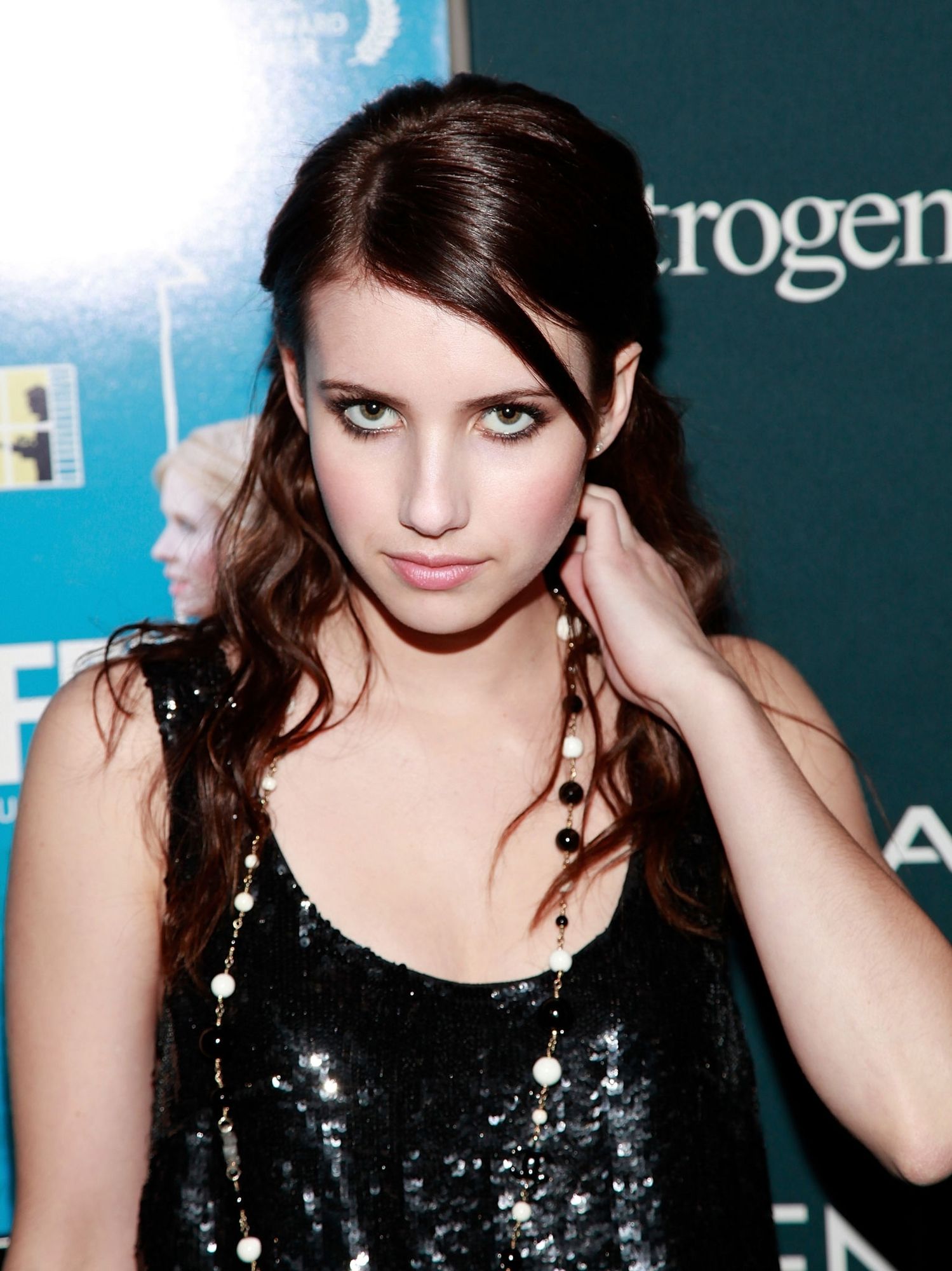 emmarobertsorg076.jpg emmarobertsorg076.jpg