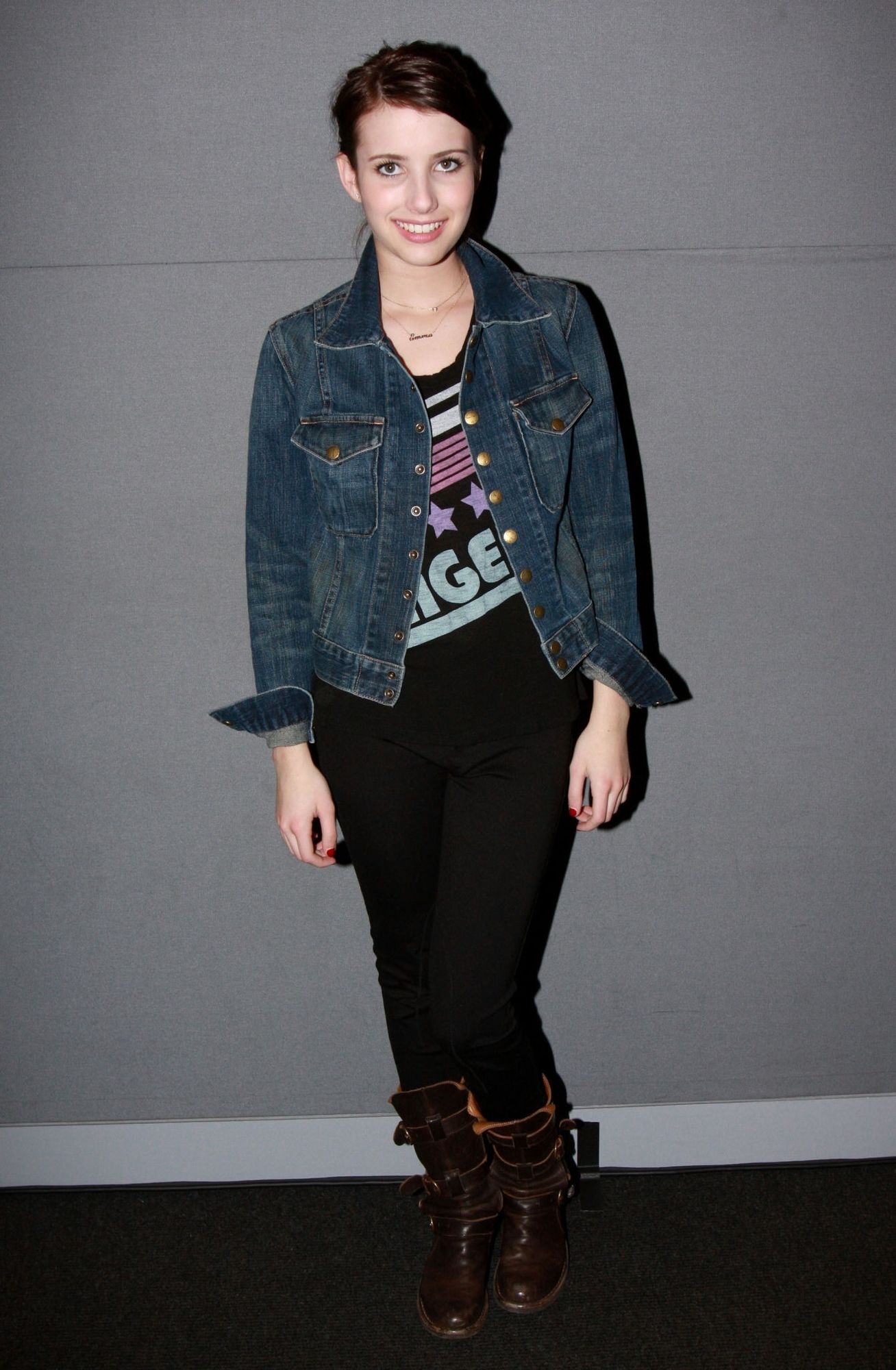 emmarobertsorg002.jpg emmarobertsorg002.jpg