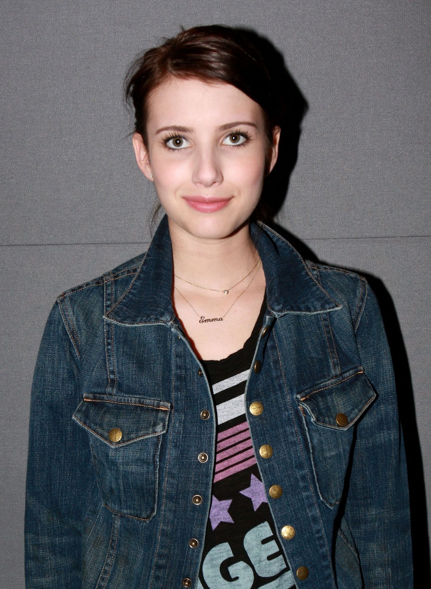 emmarobertsorg010.jpg emmarobertsorg010.jpg