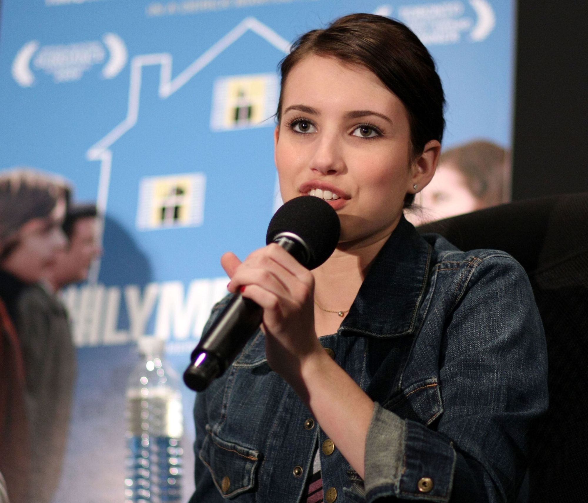 emmarobertsorg020.jpg emmarobertsorg020.jpg