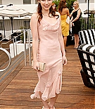 Filename=emmarobertsorg005.jpg
Filesize=341KiB
Dimensions=1306x2000
Date added=Dec 12, 2015 emmarobertsorg005.jpg