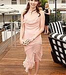 Filename=emmarobertsorg007.jpg
Filesize=330KiB
Dimensions=1269x2000
Date added=Dec 12, 2015 emmarobertsorg007.jpg