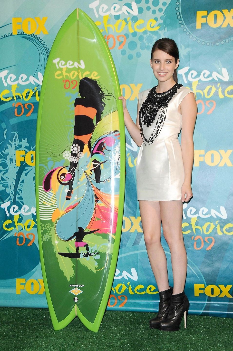 emmarobertsorg003.jpg emmarobertsorg003.jpg