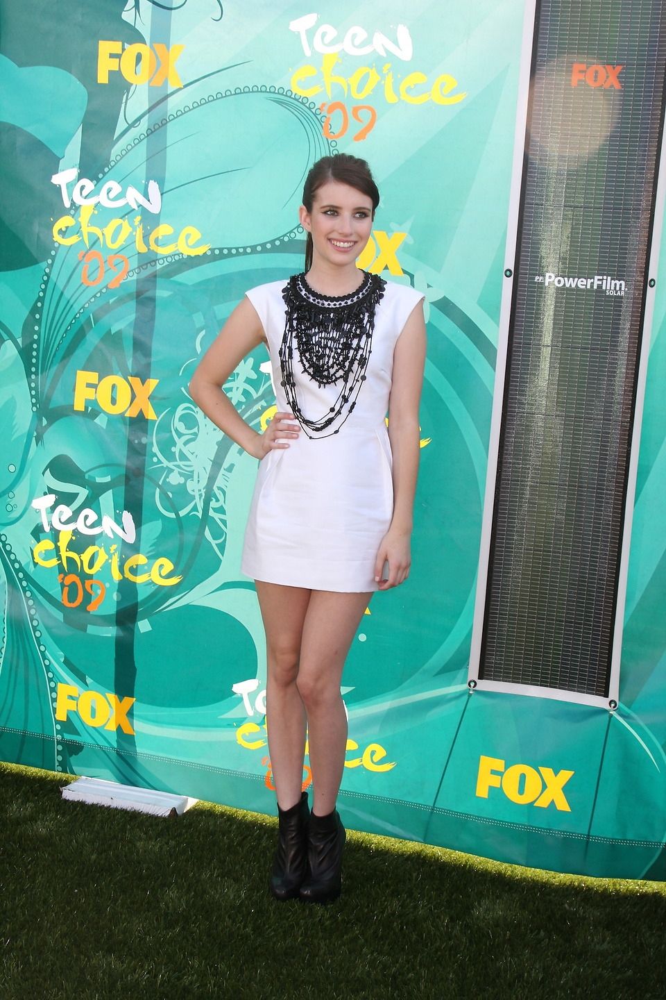 emmarobertsorg052.jpg emmarobertsorg052.jpg