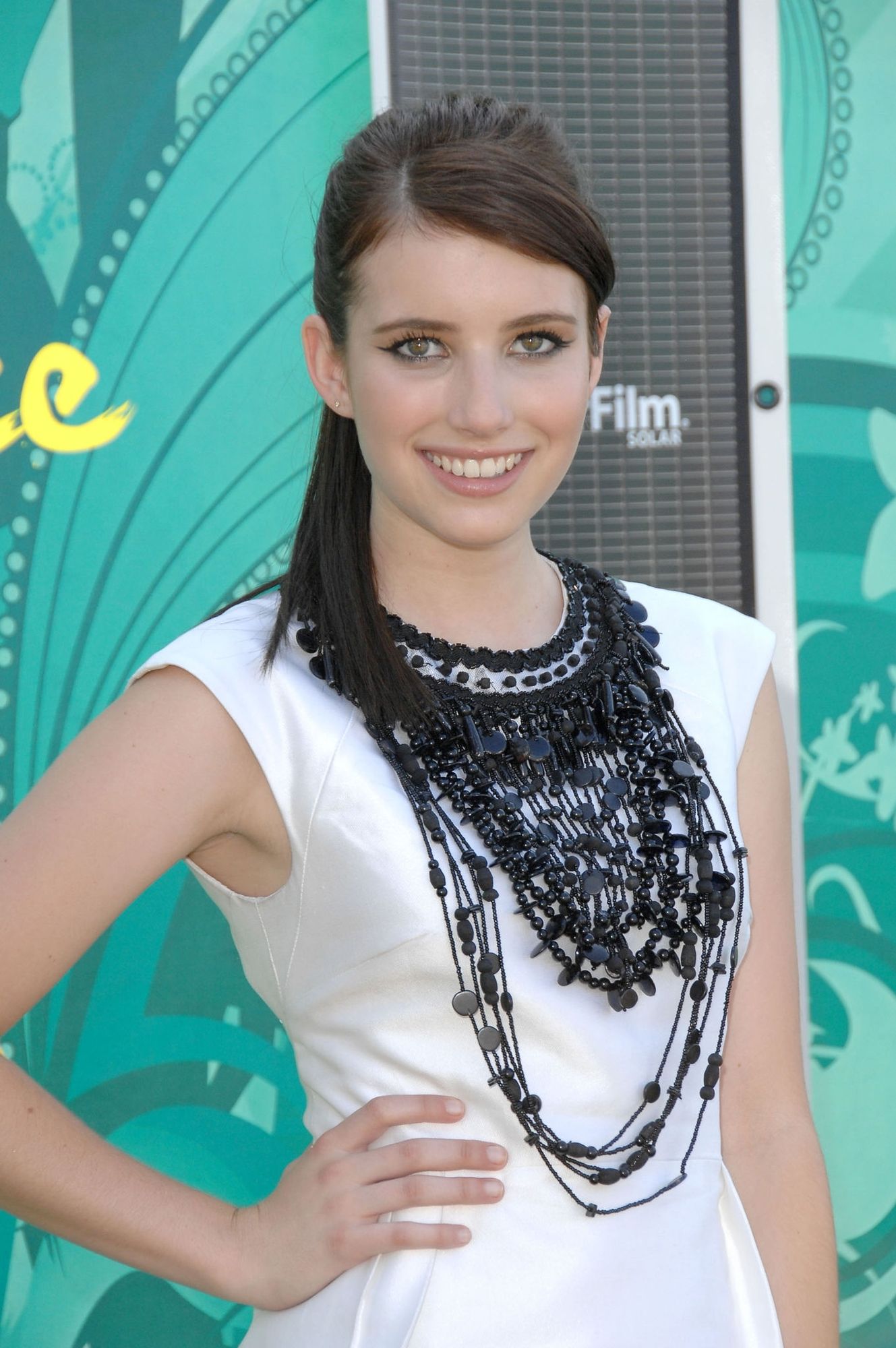emmarobertsorg099.jpg emmarobertsorg099.jpg