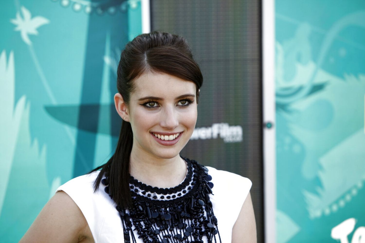emmarobertsorg156.jpg emmarobertsorg156.jpg