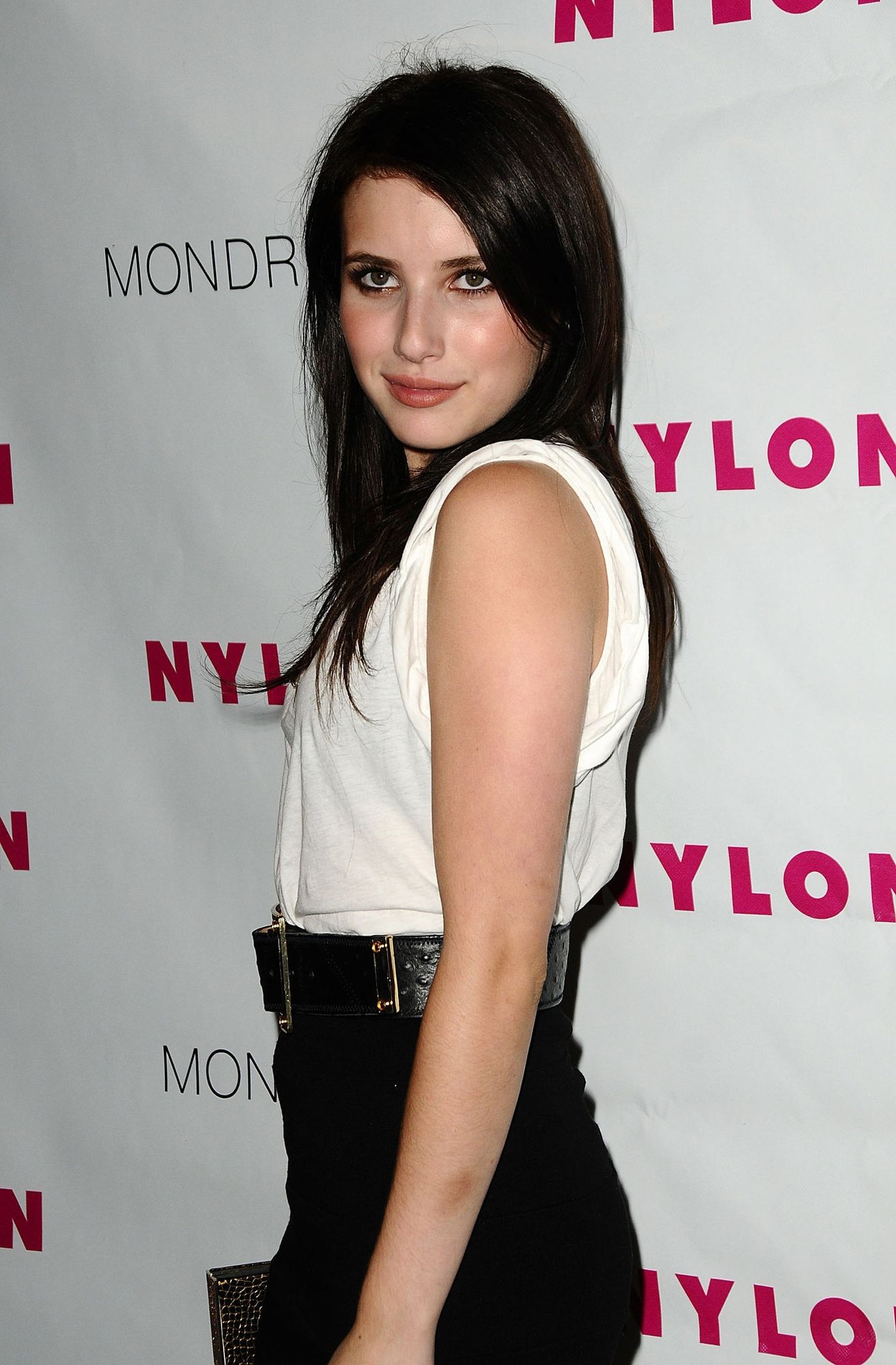emmarobertsorg006.jpg emmarobertsorg006.jpg