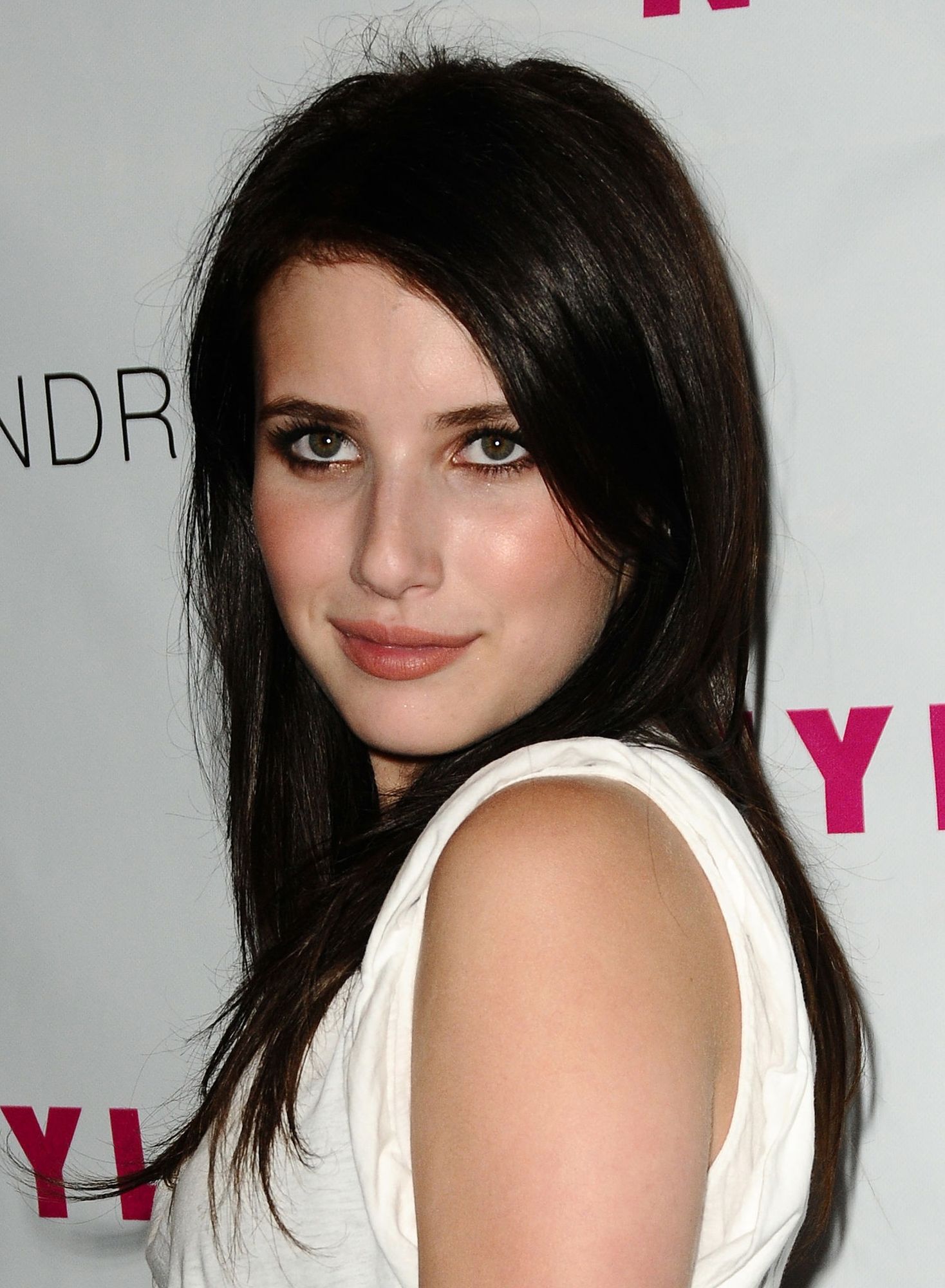 emmarobertsorg022.jpg emmarobertsorg022.jpg