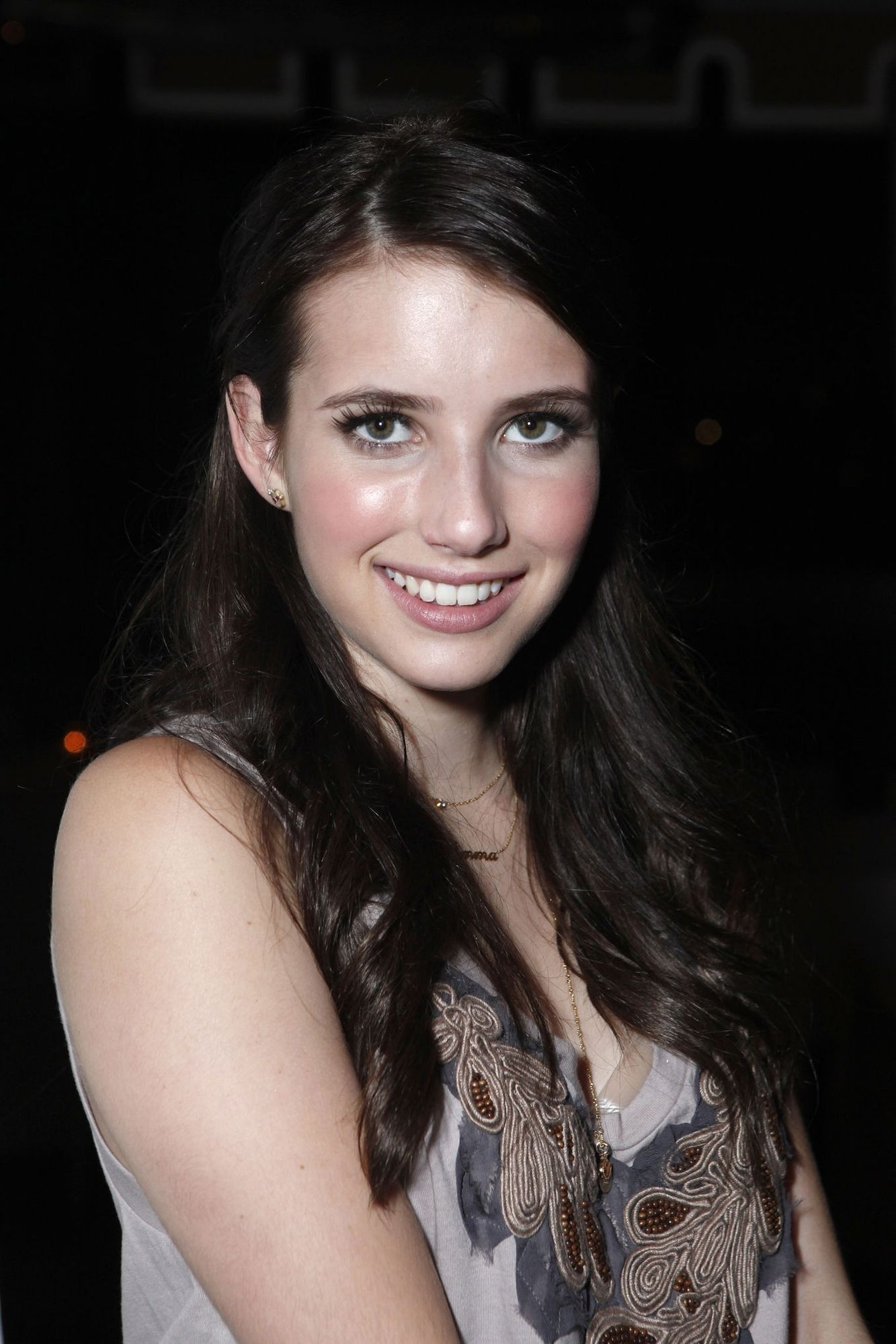 emmarobertsorg004.jpg emmarobertsorg004.jpg