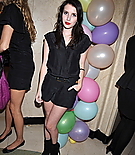 Filename=emmarobertsorg002.jpg
Filesize=68KiB
Dimensions=395x594
Date added=Dec 13, 2015 emmarobertsorg002.jpg