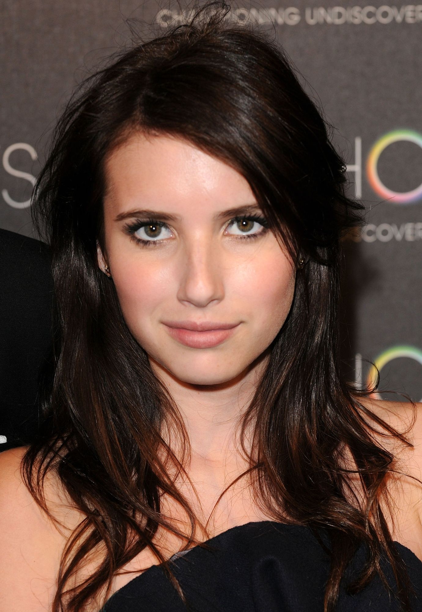 emmarobertsorg003.jpg emmarobertsorg003.jpg