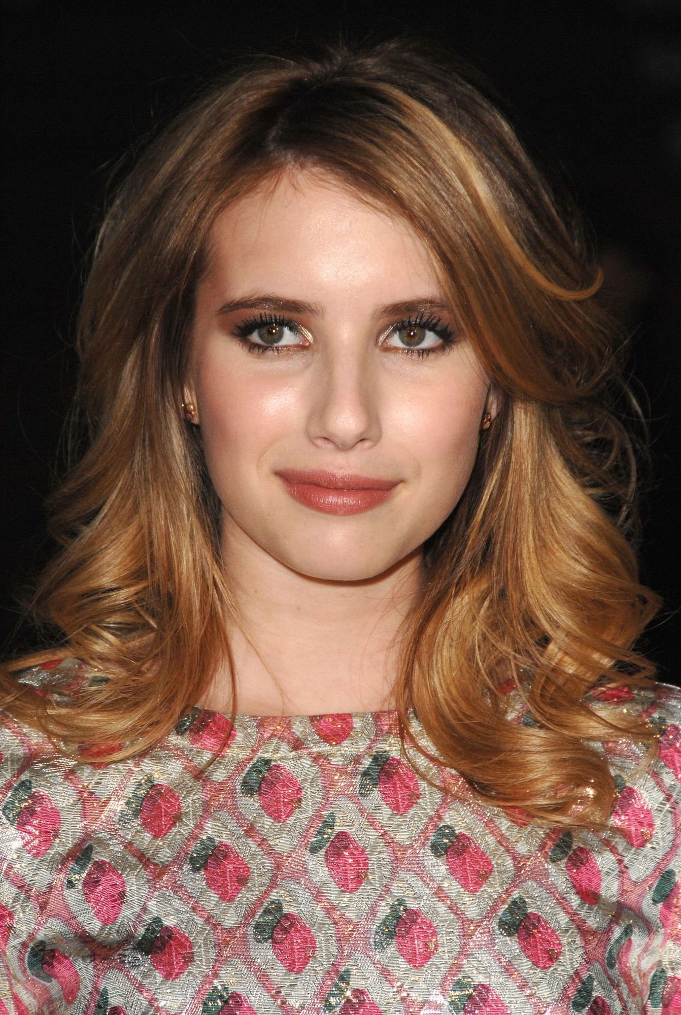 emmarobertsorg049.jpg emmarobertsorg049.jpg
