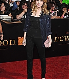 Filename=emmarobertsorg015.jpg
Filesize=187KiB
Dimensions=958x1440
Date added=Dec 13, 2015 emmarobertsorg015.jpg