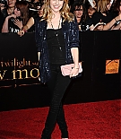 Filename=emmarobertsorg082.jpg
Filesize=378KiB
Dimensions=1362x2047
Date added=Jul 31, 2021 emmarobertsorg082.jpg