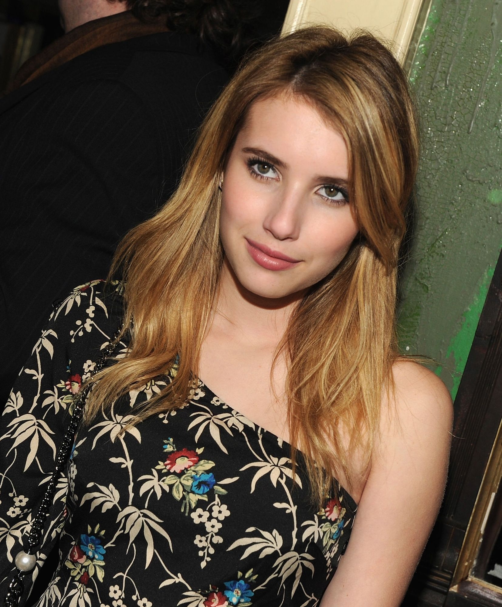 emmarobertsorg006.jpg emmarobertsorg006.jpg