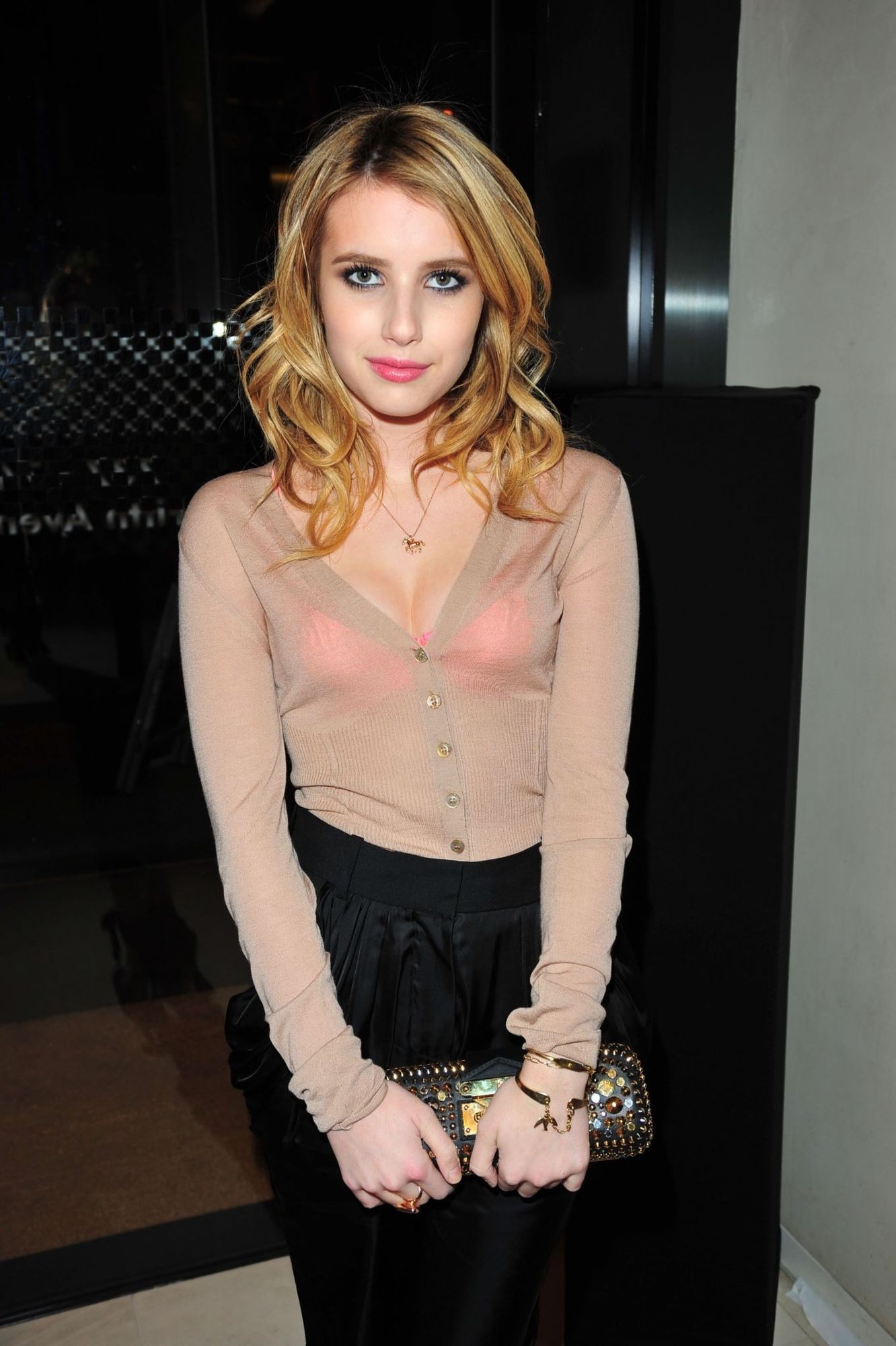 emmarobertsorg006.jpg emmarobertsorg006.jpg