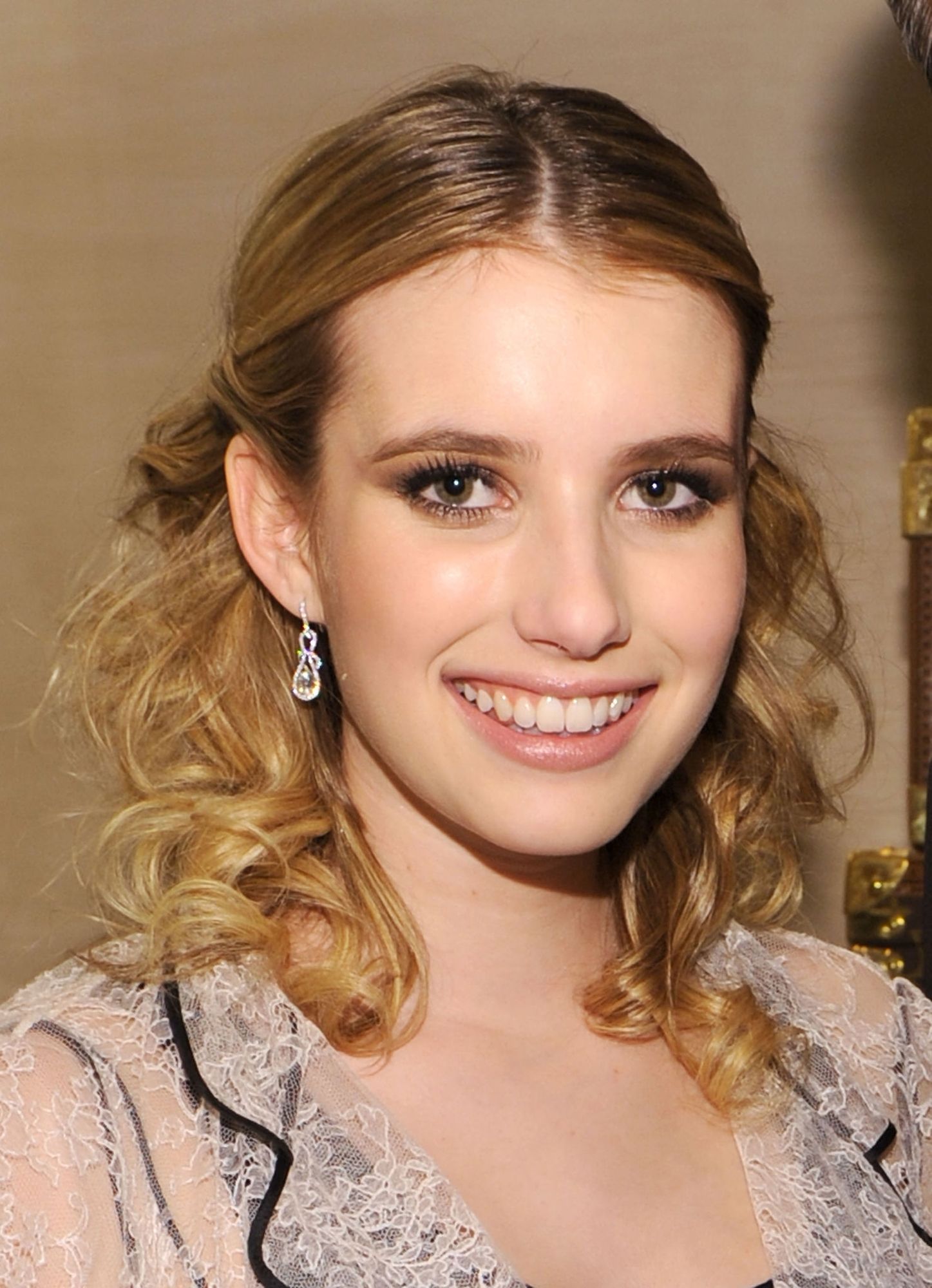 emmarobertsorg007.jpg emmarobertsorg007.jpg