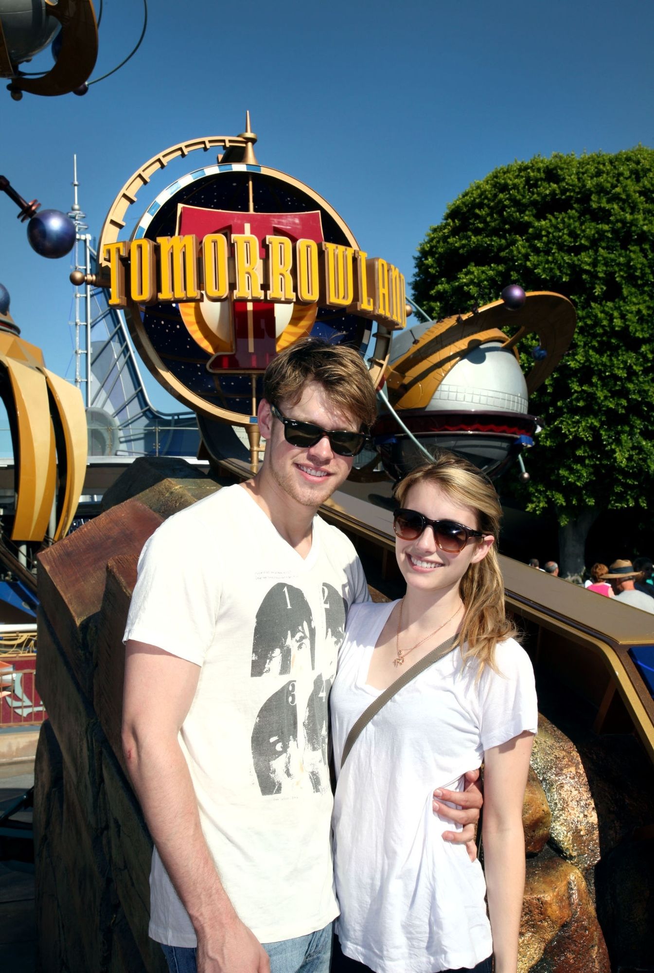 emmarobertsorg001.jpg emmarobertsorg001.jpg