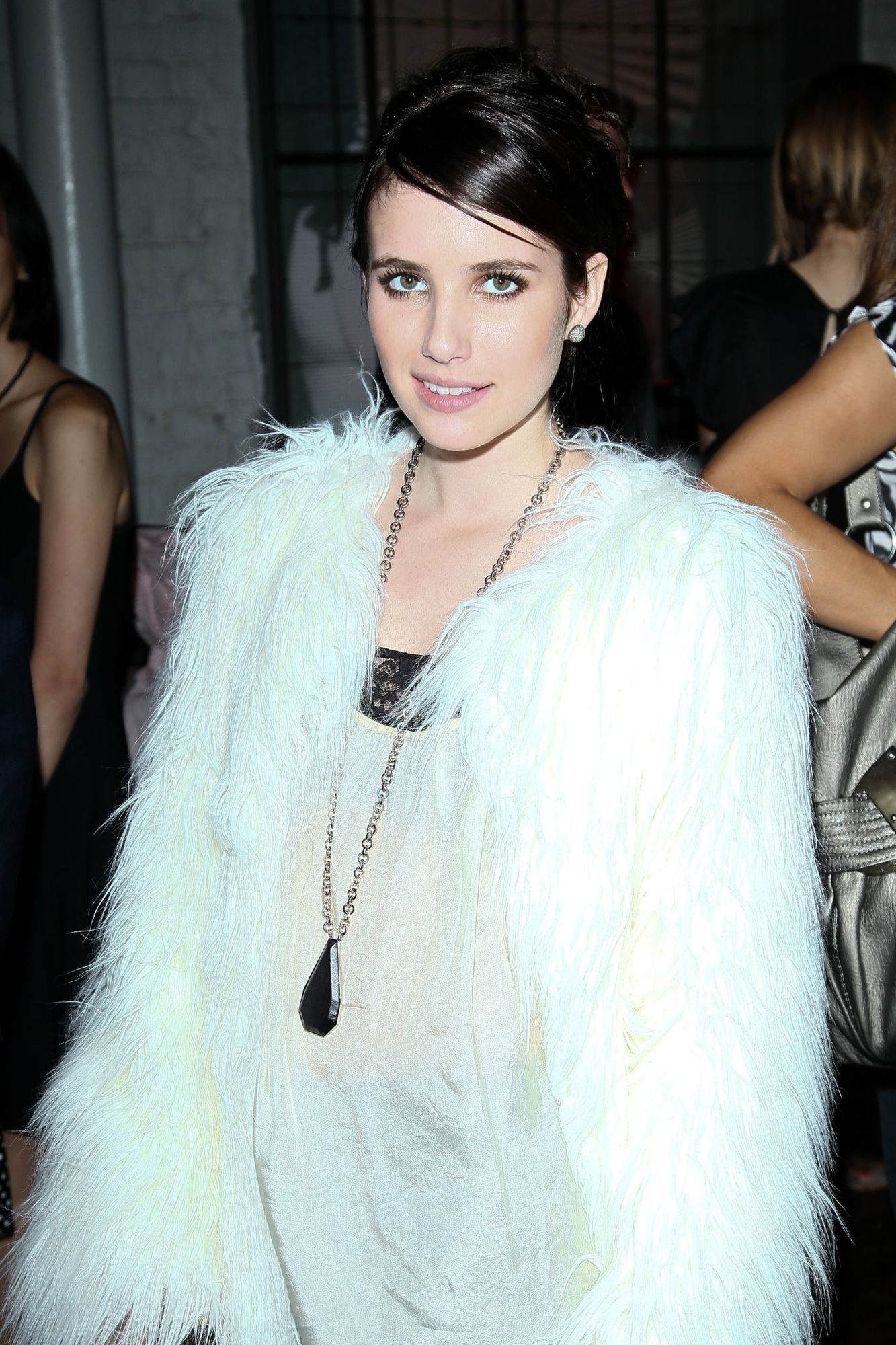 emmarobertsorg002.jpg emmarobertsorg002.jpg