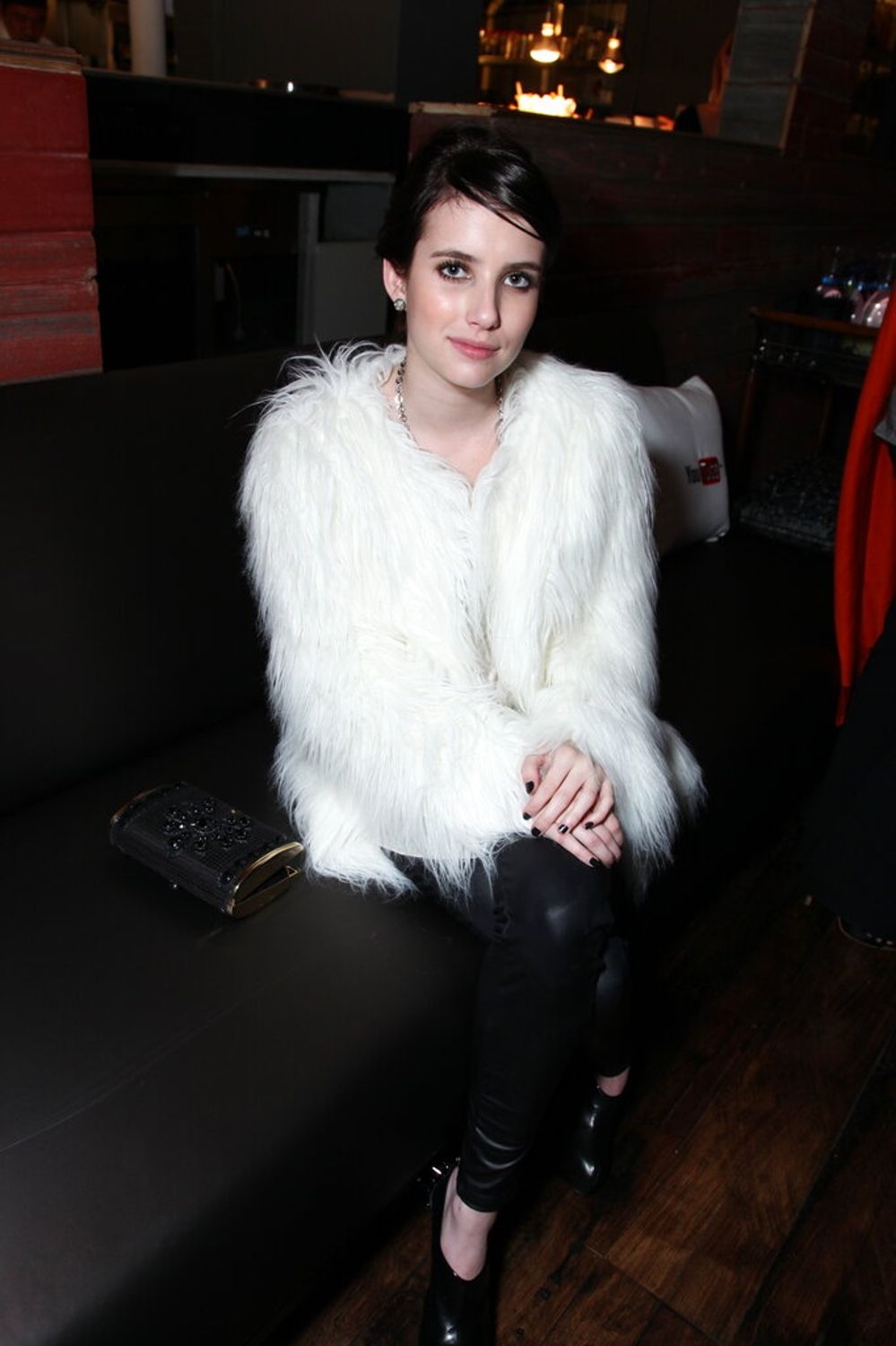 emmarobertsorg006.jpg emmarobertsorg006.jpg