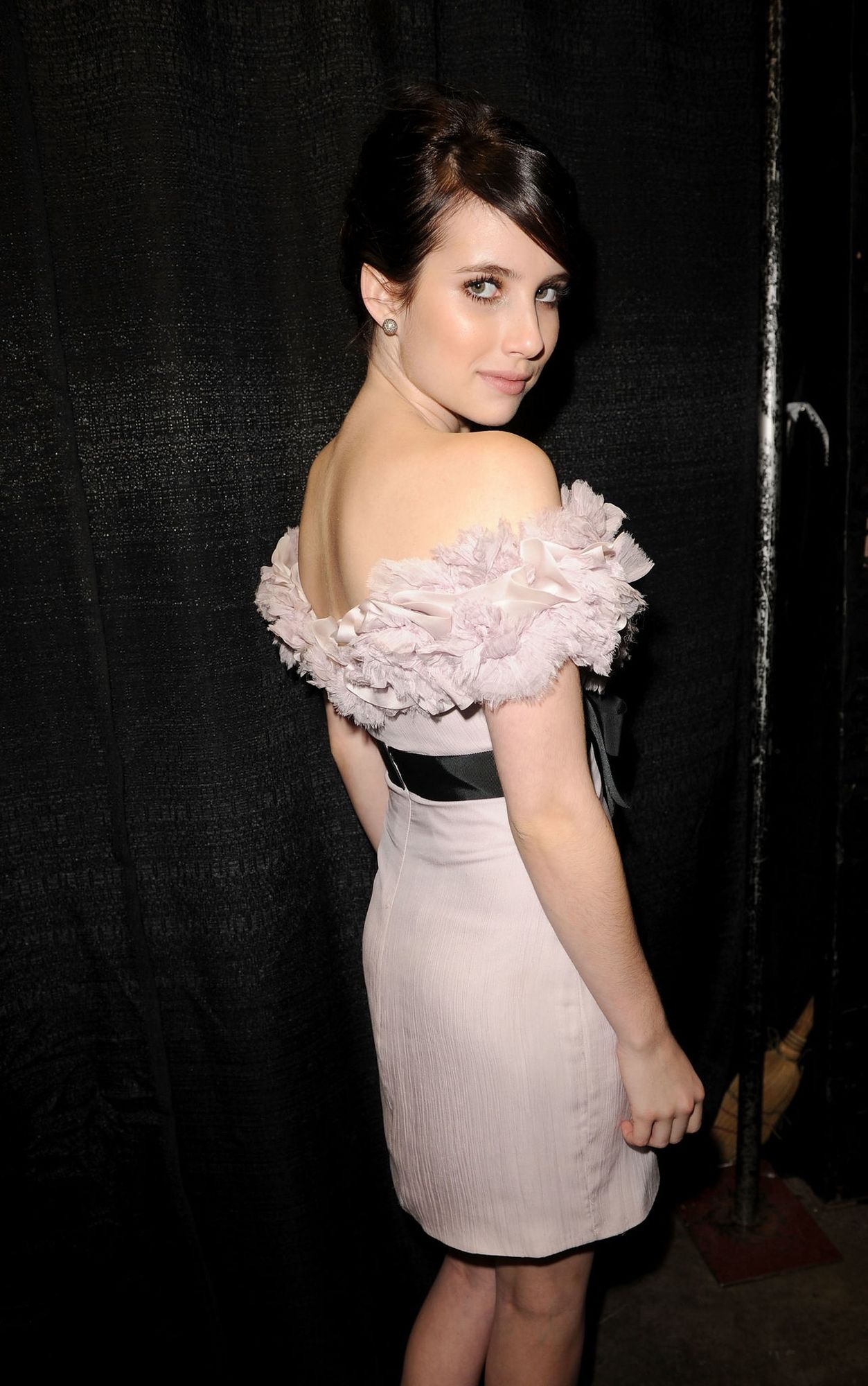 emmarobertsorg017.jpg emmarobertsorg017.jpg