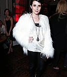 Filename=emmarobertsorg009.jpg
Filesize=110KiB
Dimensions=999x1500
Date added=Aug 02, 2021 emmarobertsorg009.jpg