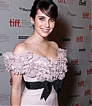 Filename=emmarobertsorg011.jpg
Filesize=133KiB
Dimensions=999x1500
Date added=Aug 02, 2021 emmarobertsorg011.jpg