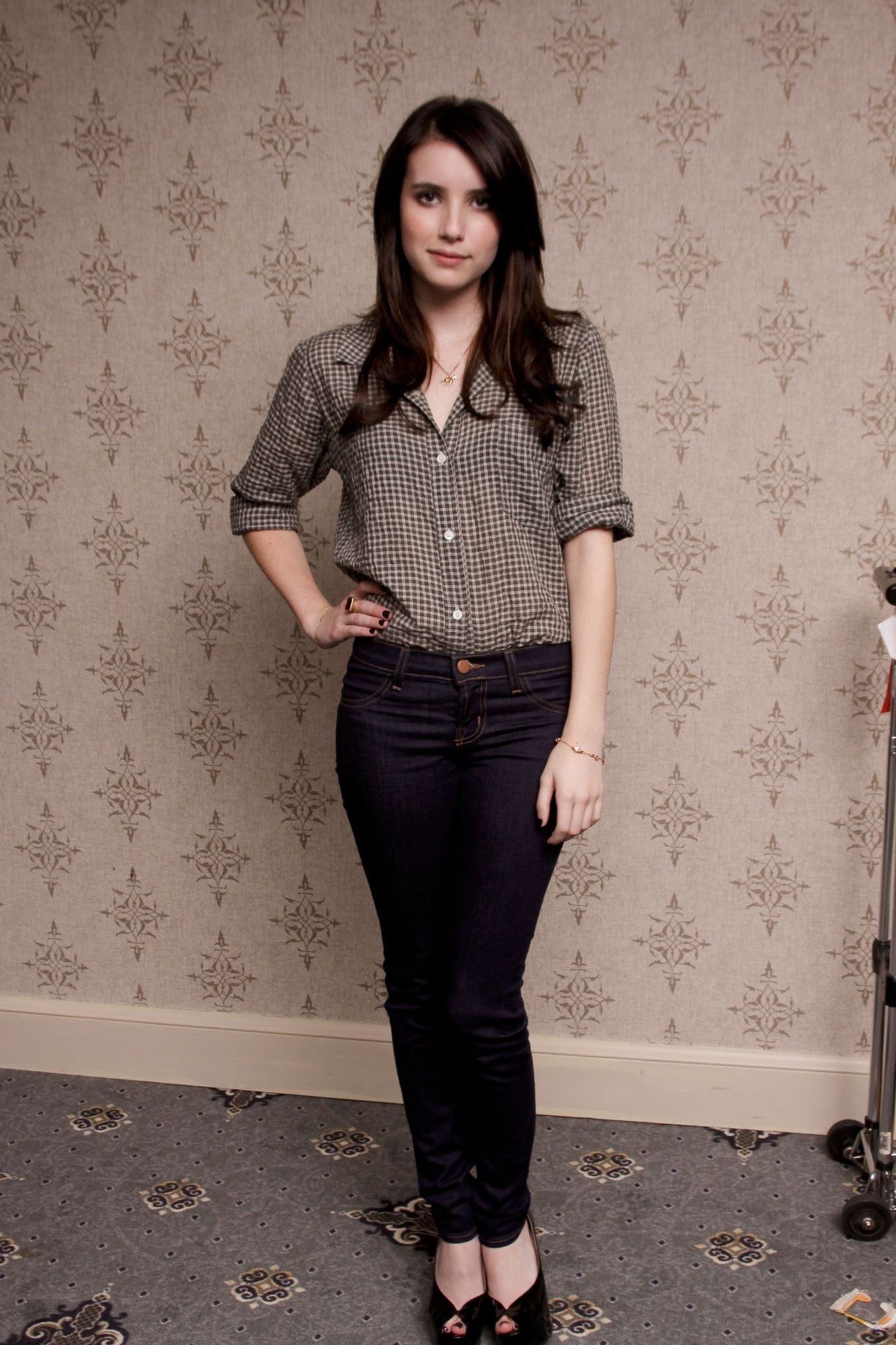emmarobertsorg001.jpg emmarobertsorg001.jpg