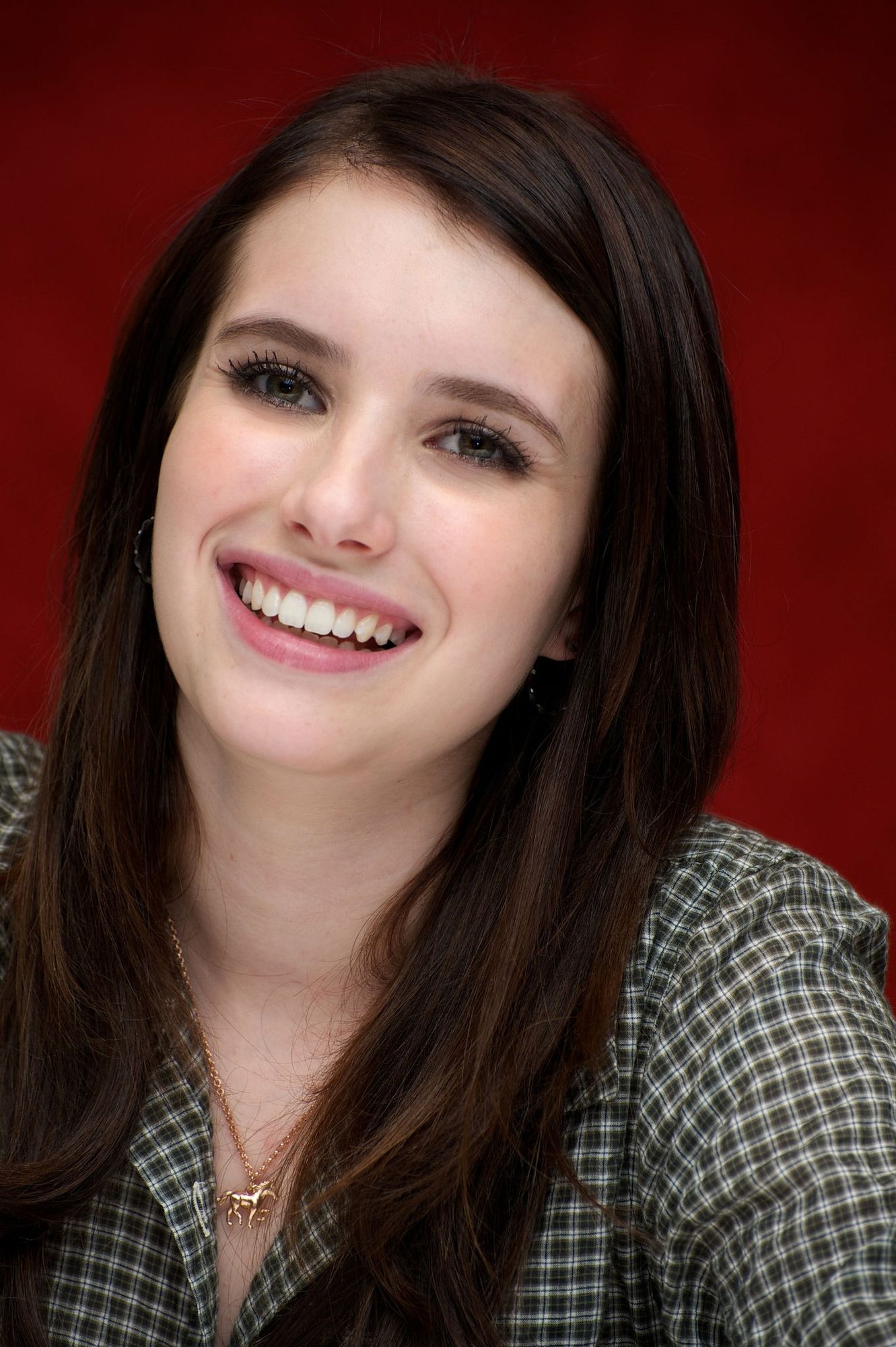 emmarobertsorg003.jpg emmarobertsorg003.jpg