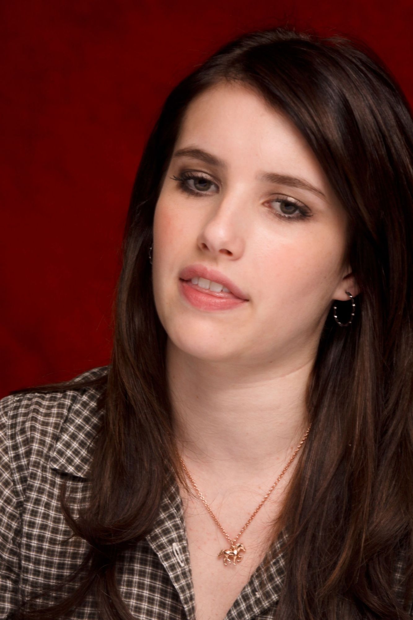 emmarobertsorg011.jpg emmarobertsorg011.jpg