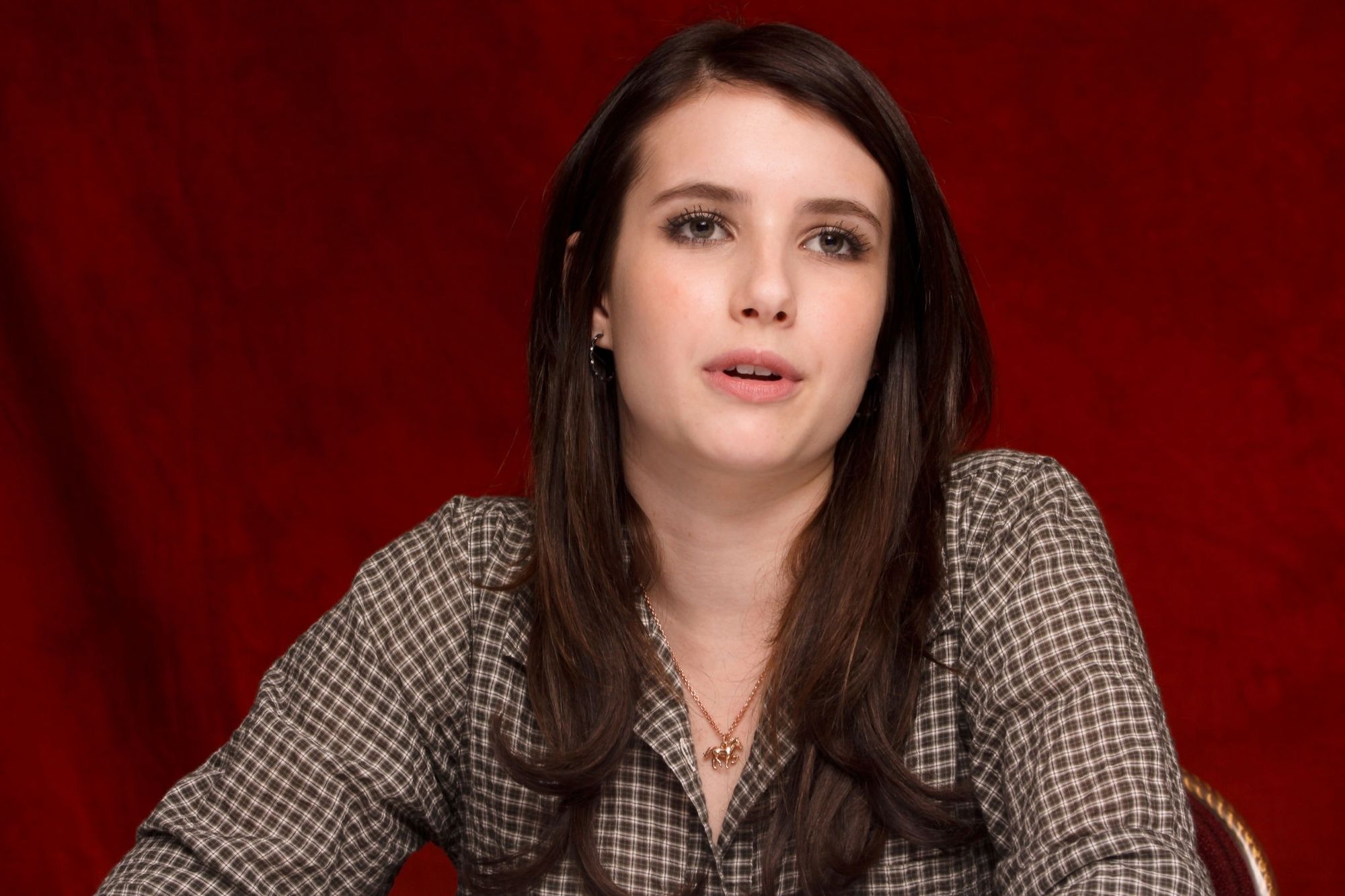 emmarobertsorg052.jpg emmarobertsorg052.jpg