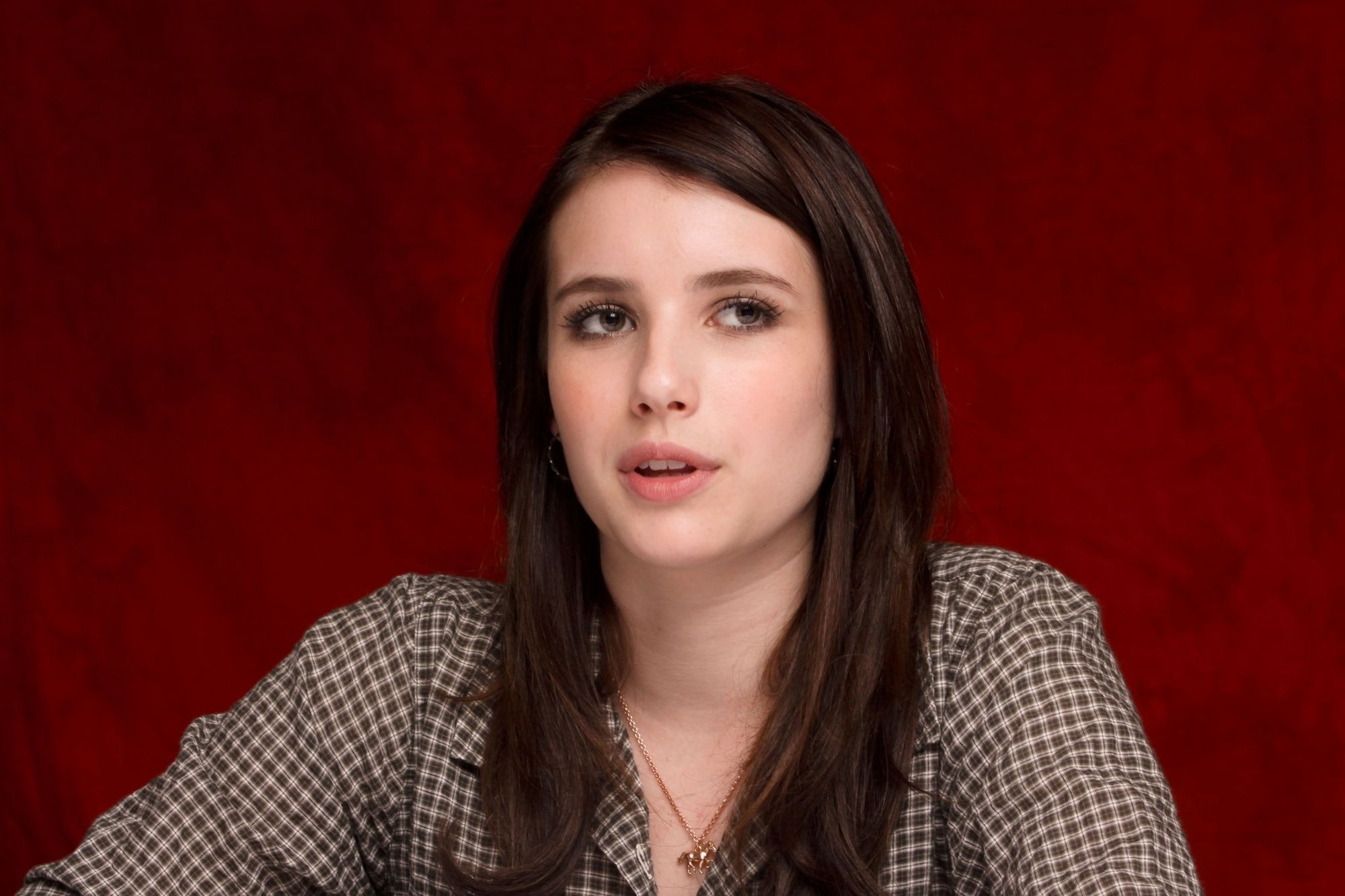emmarobertsorg054.jpg emmarobertsorg054.jpg