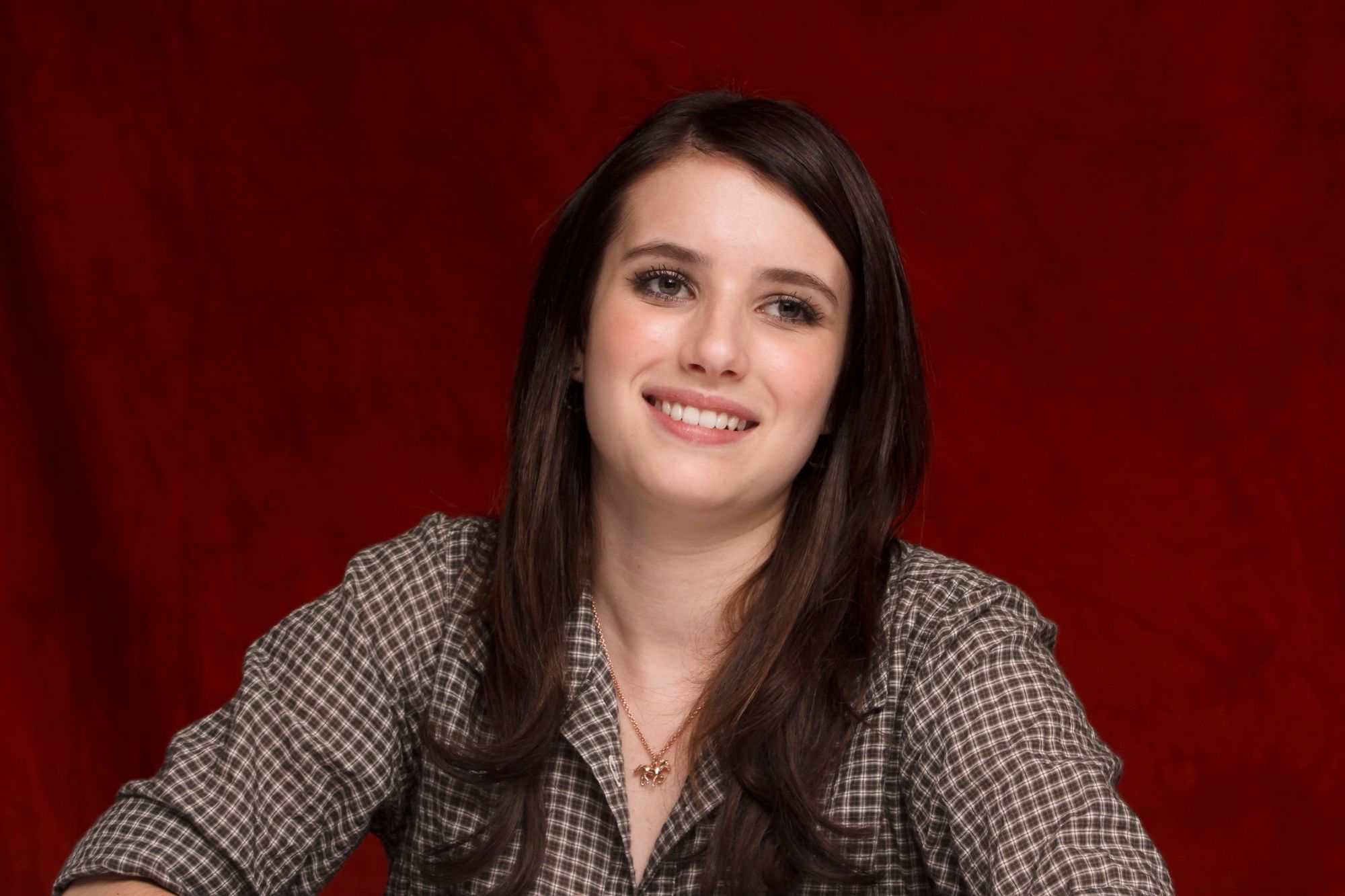 emmarobertsorg064.jpg emmarobertsorg064.jpg