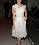 Filename=emmarobertsorg007.jpg
Filesize=158KiB
Dimensions=1262x2000
Date added=Dec 13, 2015 emmarobertsorg007.jpg
