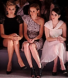 Filename=emmarobertsorg018.jpg
Filesize=273KiB
Dimensions=1366x2000
Date added=Dec 13, 2015 emmarobertsorg018.jpg