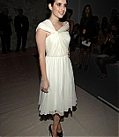 Filename=emmarobertsorg026.jpg
Filesize=213KiB
Dimensions=1452x2000
Date added=Dec 13, 2015 emmarobertsorg026.jpg