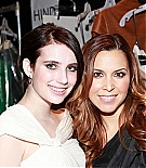 Filename=emmarobertsorg038.jpg
Filesize=328KiB
Dimensions=2000x1334
Date added=Aug 02, 2021 emmarobertsorg038.jpg