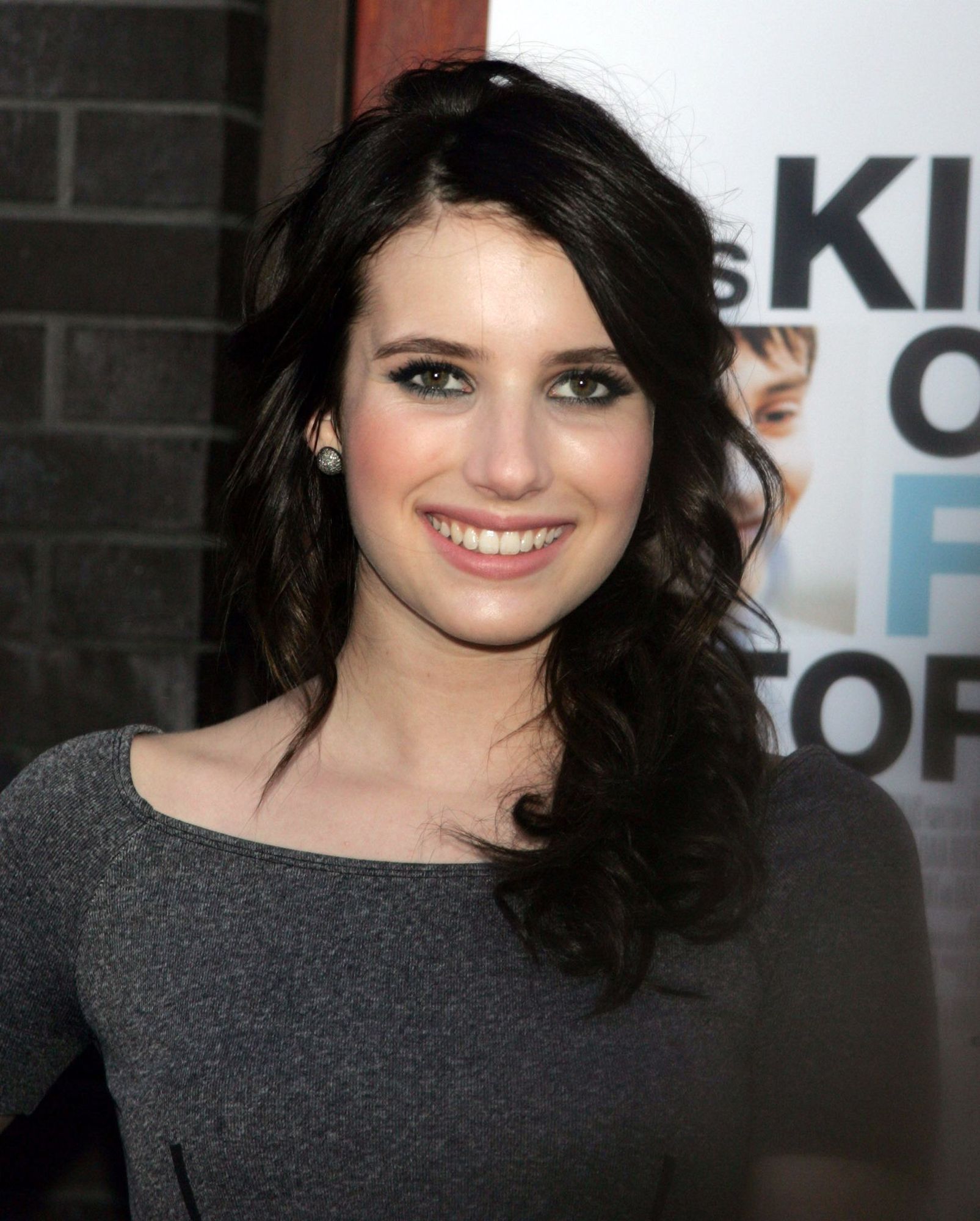 emmarobertsorg061.jpg emmarobertsorg061.jpg