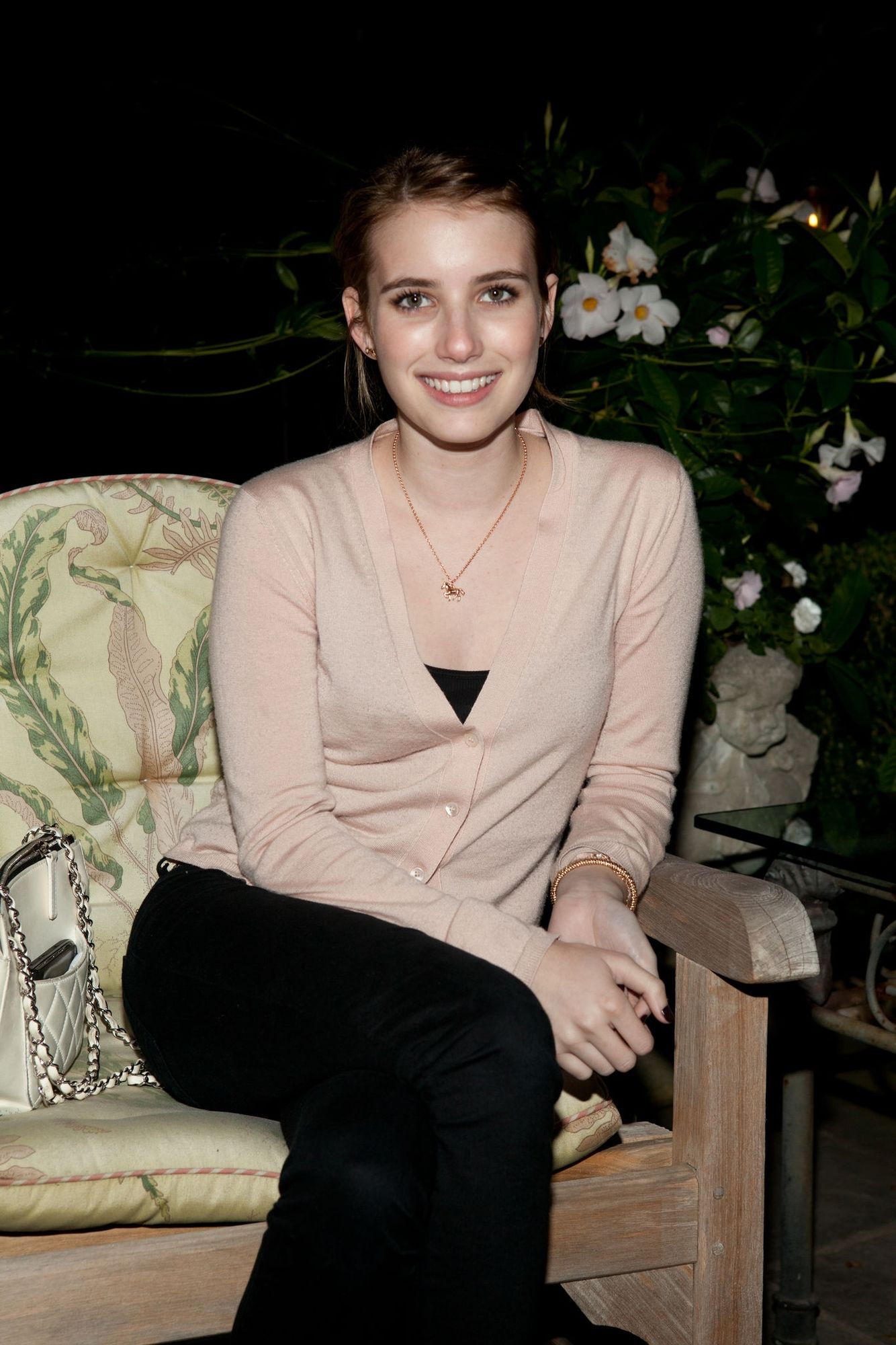emmarobertsorg002.jpg emmarobertsorg002.jpg