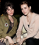 Filename=emmarobertsorg001.jpg
Filesize=344KiB
Dimensions=2000x1334
Date added=Dec 13, 2015 emmarobertsorg001.jpg