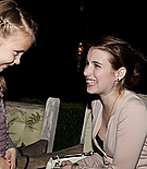 Filename=emmarobertsorg004.jpg
Filesize=243KiB
Dimensions=2000x1334
Date added=Dec 13, 2015 emmarobertsorg004.jpg