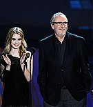 emmarobertsorg135.jpg