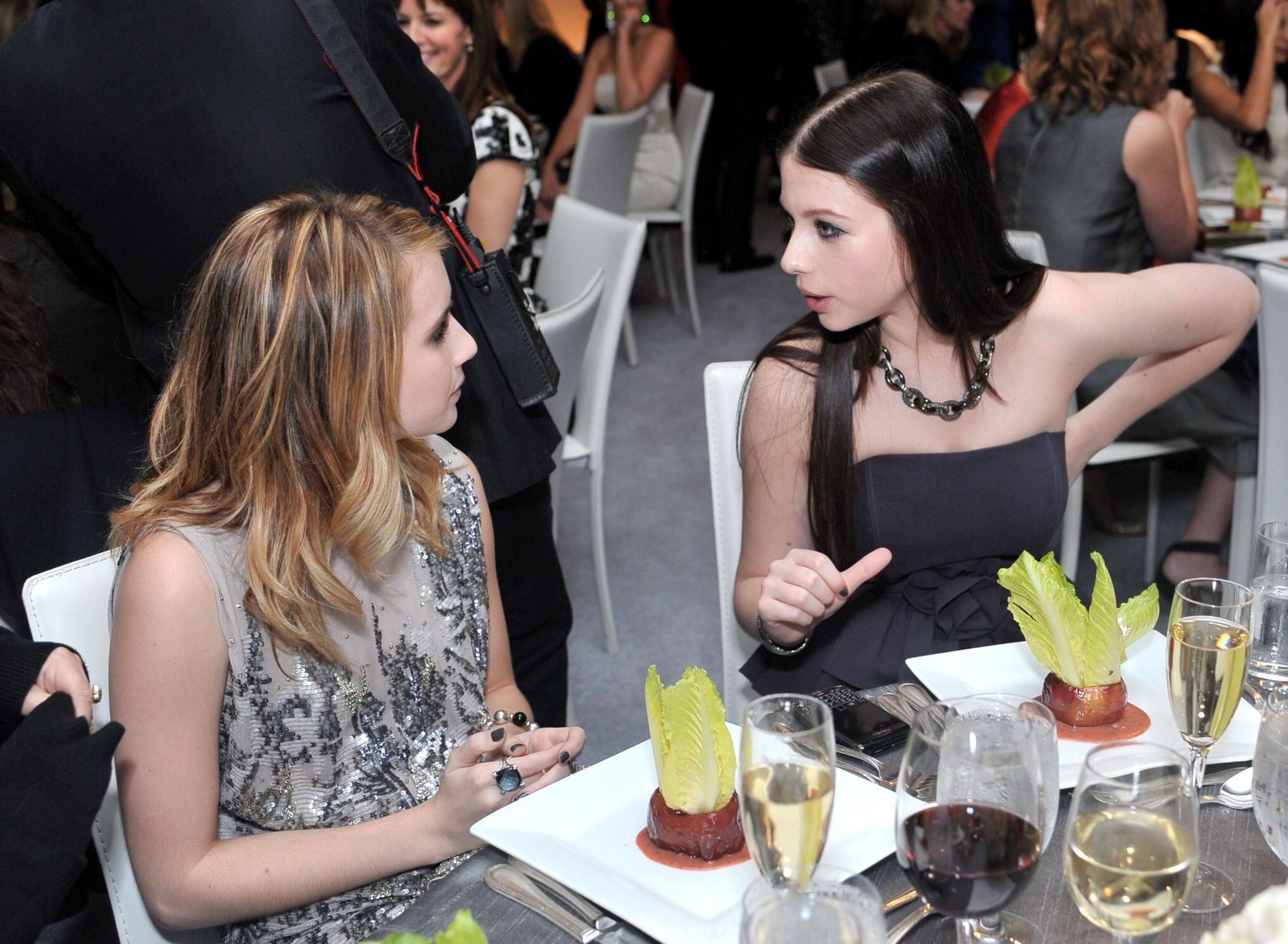 emmarobertsorg106.jpg emmarobertsorg106.jpg