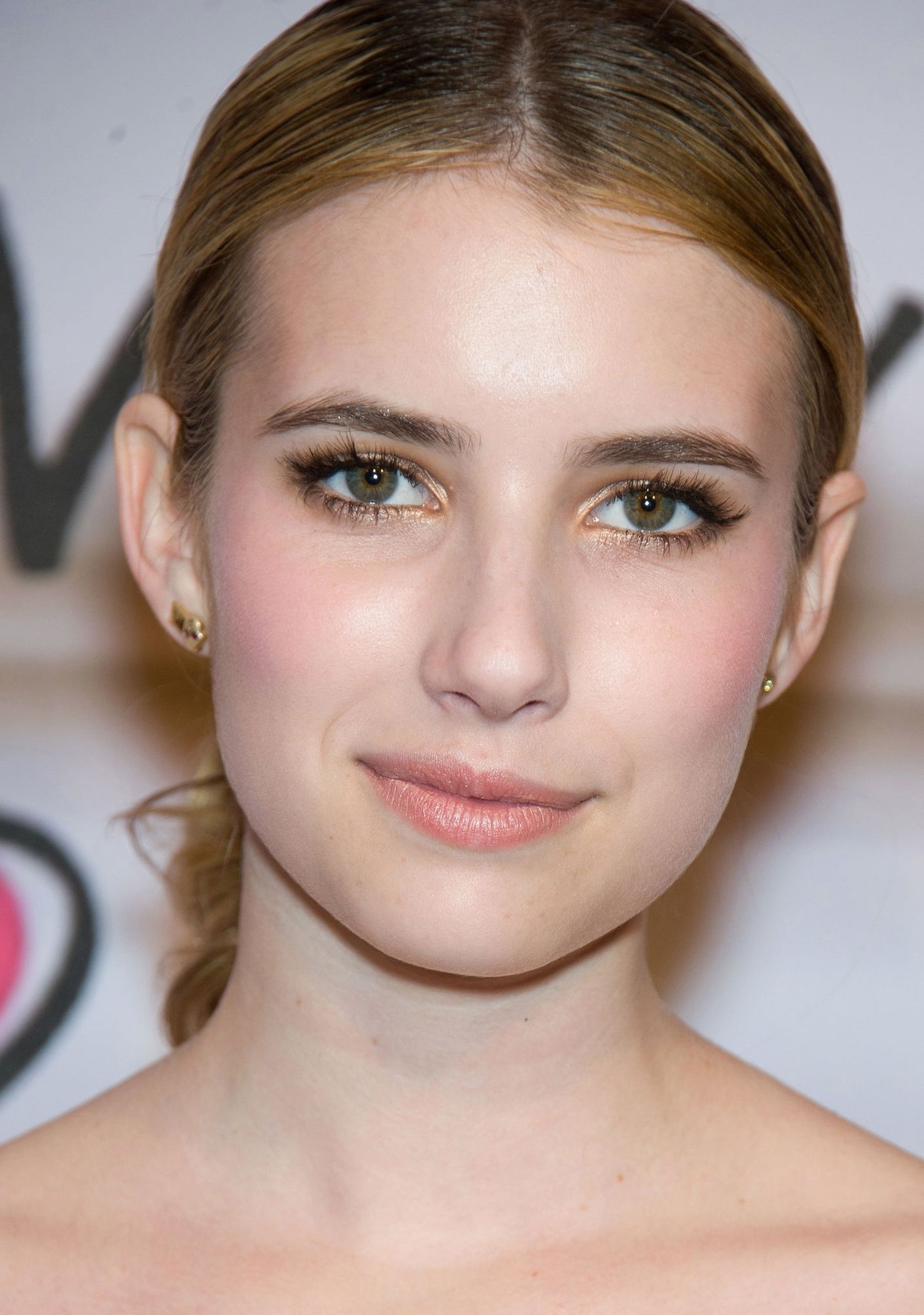 emmarobertsorg035.jpg emmarobertsorg035.jpg