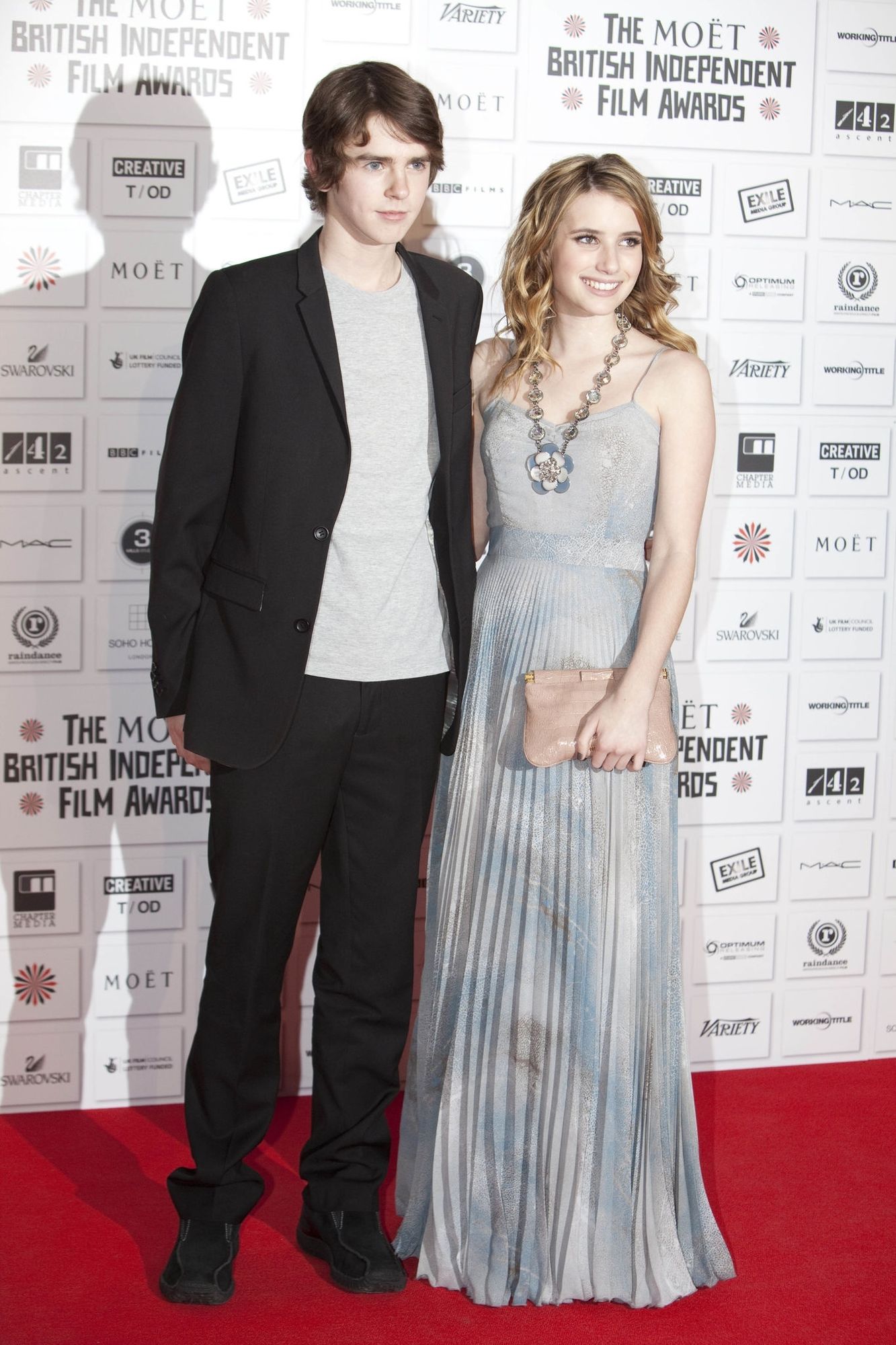 emmarobertsorg045.jpg emmarobertsorg045.jpg