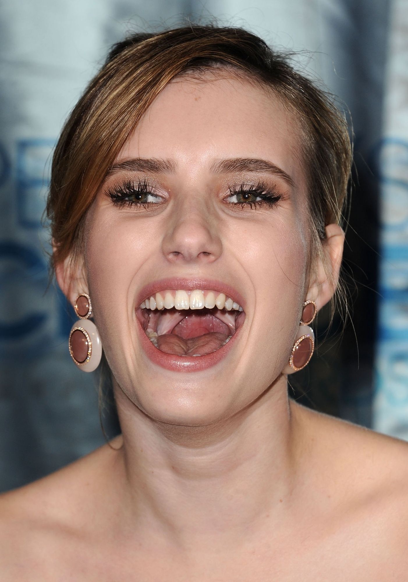 emmarobertsorg067.jpg emmarobertsorg067.jpg