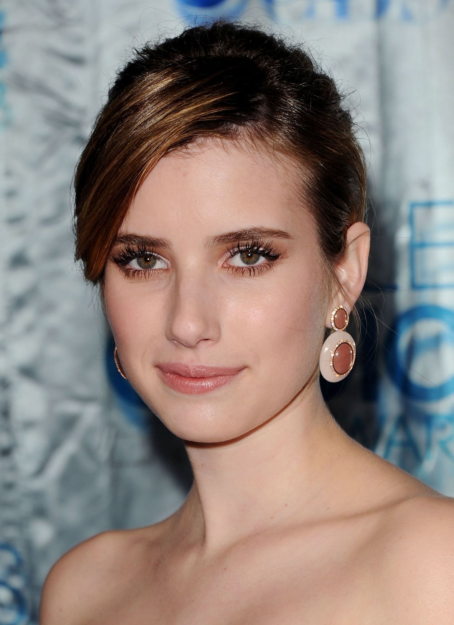 emmarobertsorg076.jpg emmarobertsorg076.jpg