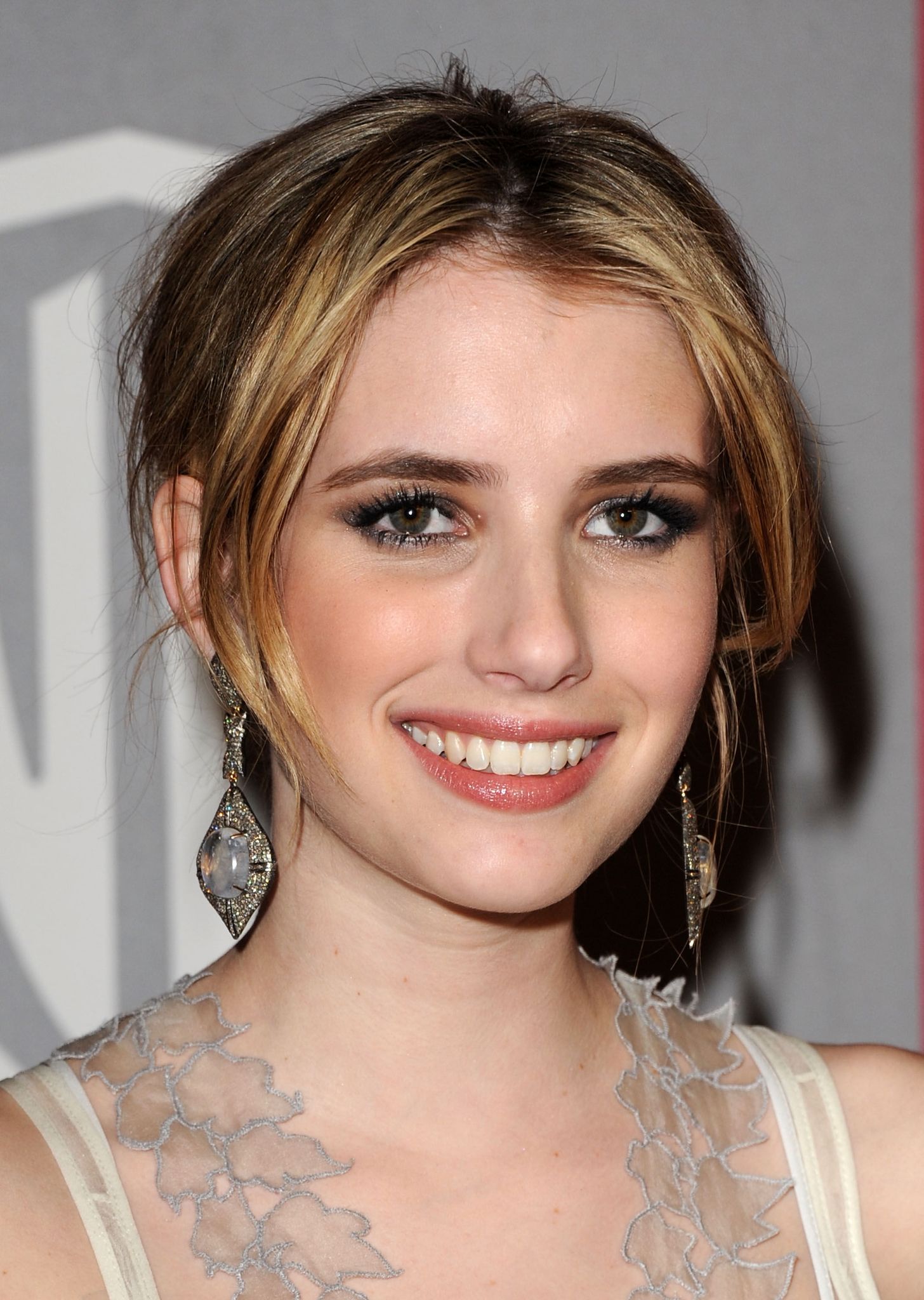 emmarobertsorg017.jpg emmarobertsorg017.jpg
