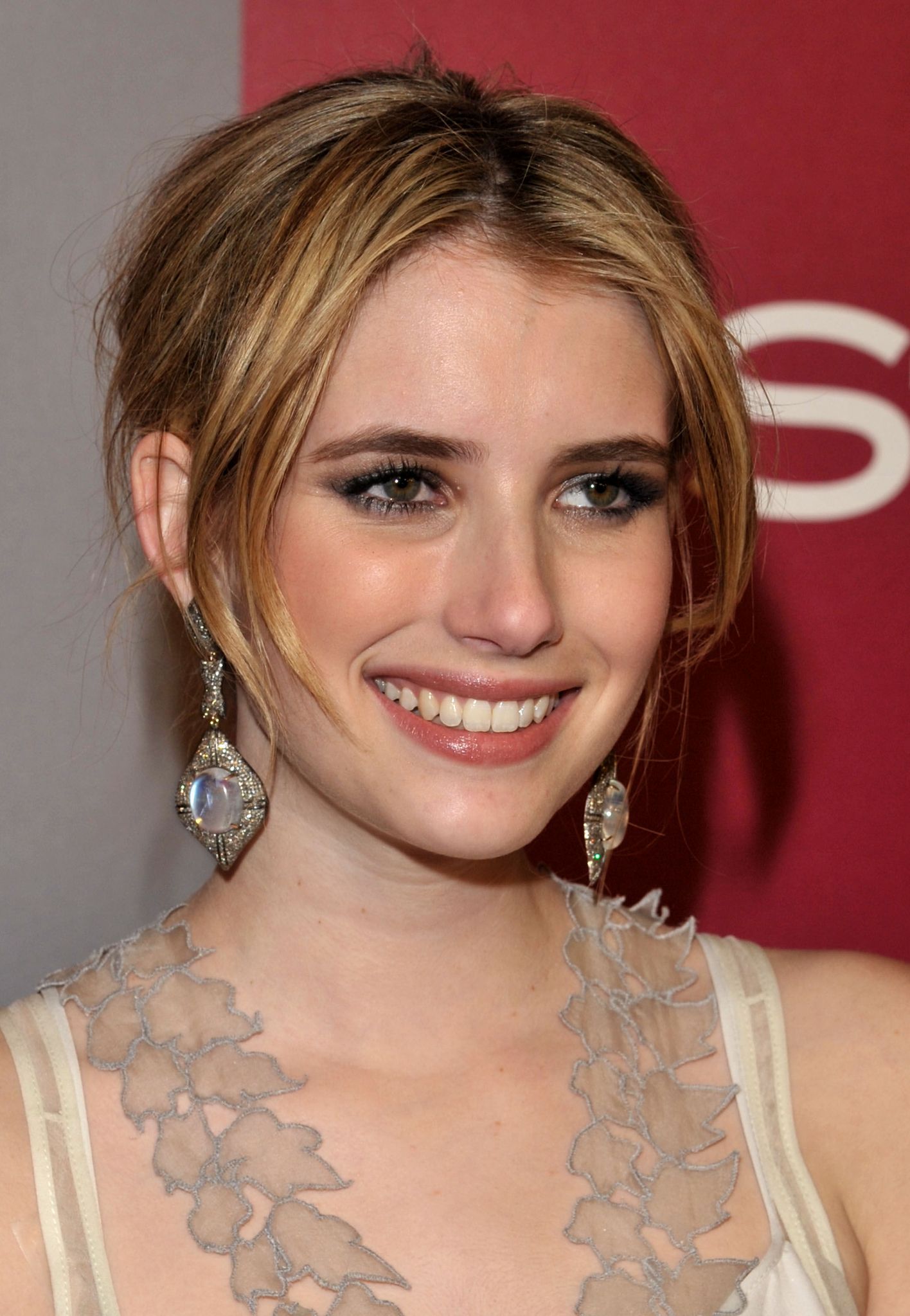 emmarobertsorg018.jpg emmarobertsorg018.jpg