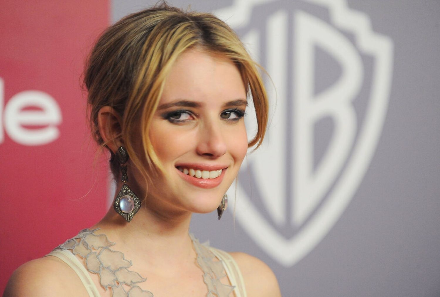 emmarobertsorg043.jpg emmarobertsorg043.jpg